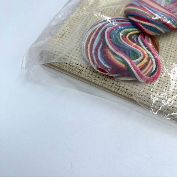 Danglers True Colors Joy To The World Christmas Cross Stitch SRK70033 6.75x8.25 - Picture 2 of 6